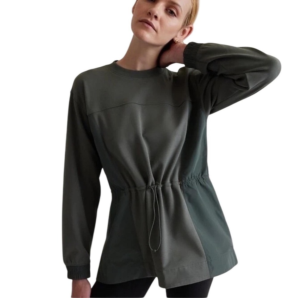 Athleta Womens Triumph Hybrid Tech Sweatshirt Size M